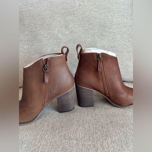 BP Lance Block Heel Bootie Leather Cognac Brown Size 8 - Picture 6 of 7